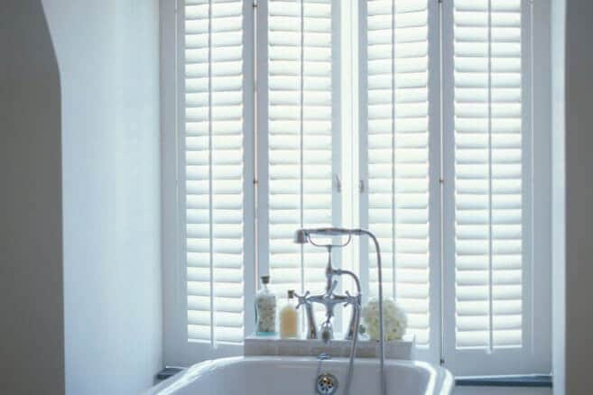 Bathroom Full Height 63mm central rod